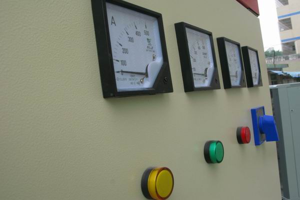 沁水配电柜-3683讲讲配电柜注意事项